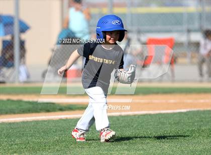 Thumbnail 3 in Bellflower vs. Norwalk photogallery.
