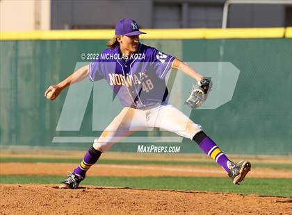 Thumbnail 3 in Bellflower vs. Norwalk photogallery.