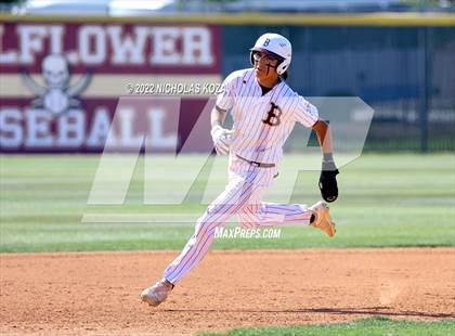 Thumbnail 3 in Bellflower vs. Norwalk photogallery.