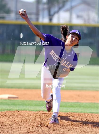 Thumbnail 3 in Bellflower vs. Norwalk photogallery.
