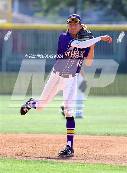 Thumbnail 2 in Bellflower vs. Norwalk photogallery.