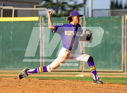 Thumbnail 2 in Bellflower vs. Norwalk photogallery.