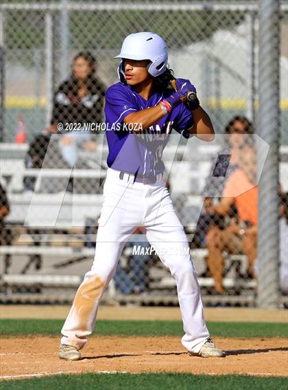 Thumbnail 3 in Bellflower vs. Norwalk photogallery.