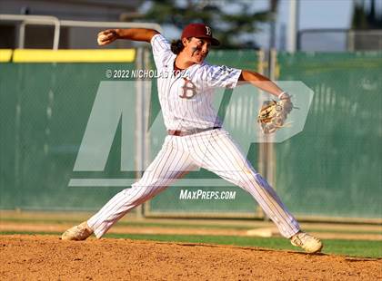 Thumbnail 2 in Bellflower vs. Norwalk photogallery.