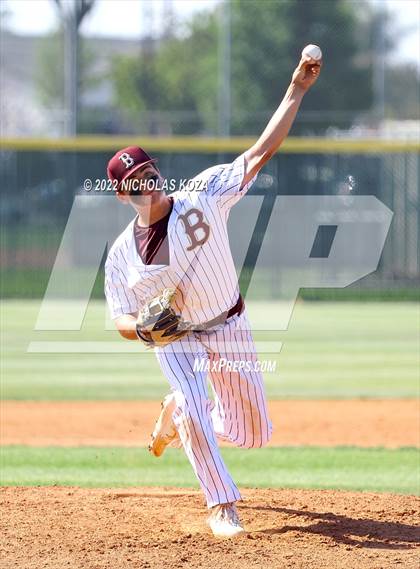 Thumbnail 3 in Bellflower vs. Norwalk photogallery.