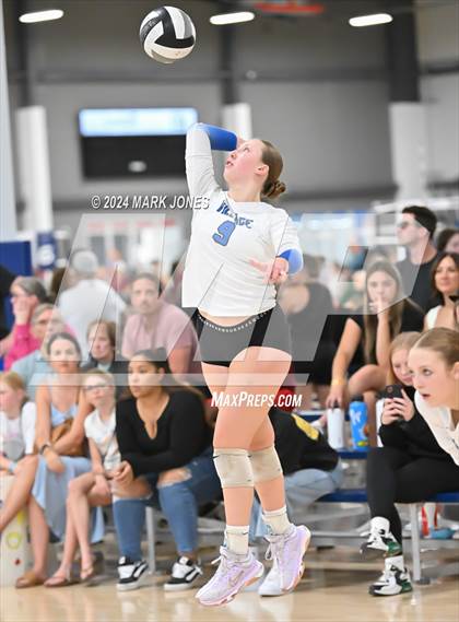 Thumbnail 1 in Village vs. Canyon View (Nike TOC Southwest) photogallery.
