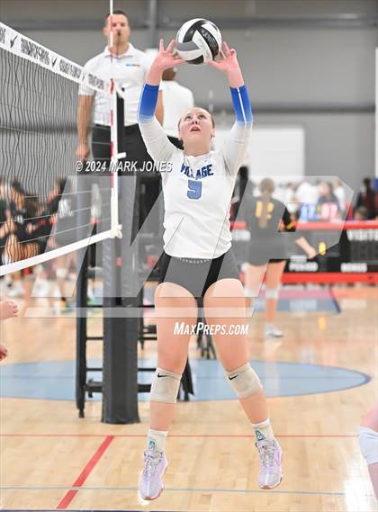 Thumbnail 2 in Village vs. Canyon View (Nike TOC Southwest) photogallery.