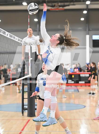 Thumbnail 3 in Village vs. Canyon View (Nike TOC Southwest) photogallery.