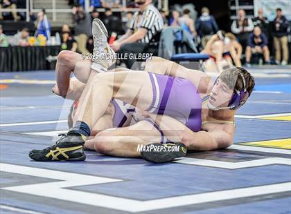 Thumbnail 2 in NYSPHSAA Division 2 State Championships (Semi-finals 138 to 285) photogallery.
