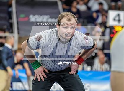 Thumbnail 3 in NYSPHSAA Division 2 State Championships (Semi-finals 138 to 285) photogallery.