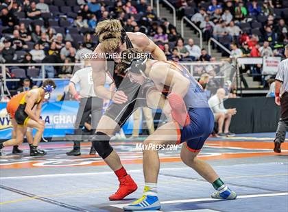 Thumbnail 1 in NYSPHSAA Division 2 State Championships (Semi-finals 138 to 285) photogallery.