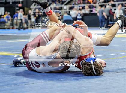 Thumbnail 2 in NYSPHSAA Division 2 State Championships (Semi-finals 138 to 285) photogallery.