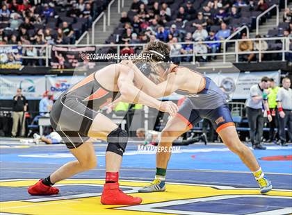 Thumbnail 3 in NYSPHSAA Division 2 State Championships (Semi-finals 138 to 285) photogallery.