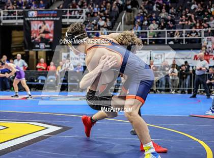 Thumbnail 1 in NYSPHSAA Division 2 State Championships (Semi-finals 138 to 285) photogallery.