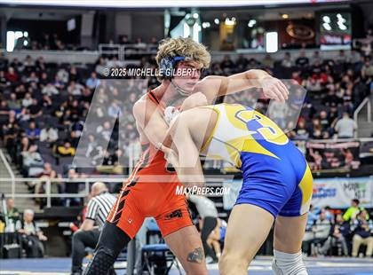 Thumbnail 1 in NYSPHSAA Division 2 State Championships (Semi-finals 138 to 285) photogallery.