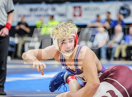 Thumbnail 2 in NYSPHSAA Division 2 State Championships (Semi-finals 138 to 285) photogallery.