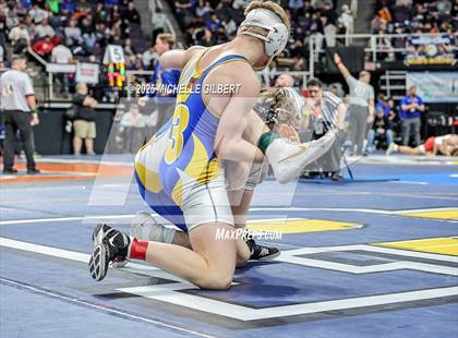 Thumbnail 3 in NYSPHSAA Division 2 State Championships (Semi-finals 138 to 285) photogallery.
