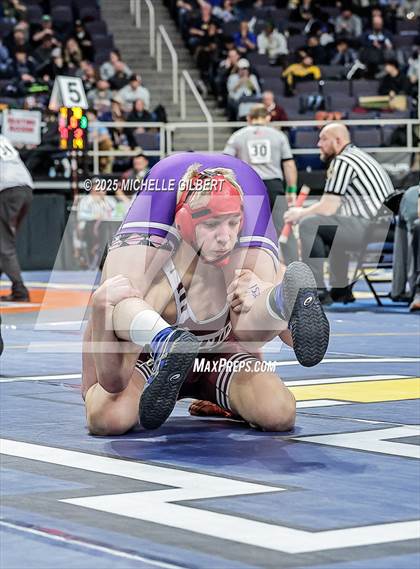 Thumbnail 1 in NYSPHSAA Division 2 State Championships (Semi-finals 138 to 285) photogallery.