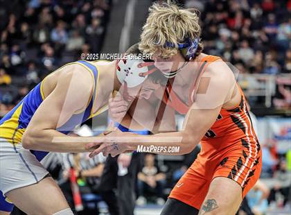 Thumbnail 1 in NYSPHSAA Division 2 State Championships (Semi-finals 138 to 285) photogallery.