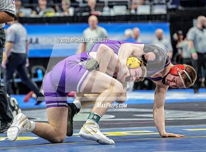 Thumbnail 3 in NYSPHSAA Division 2 State Championships (Semi-finals 138 to 285) photogallery.