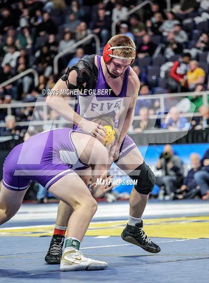 Thumbnail 1 in NYSPHSAA Division 2 State Championships (Semi-finals 138 to 285) photogallery.