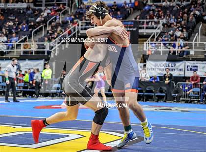 Thumbnail 3 in NYSPHSAA Division 2 State Championships (Semi-finals 138 to 285) photogallery.
