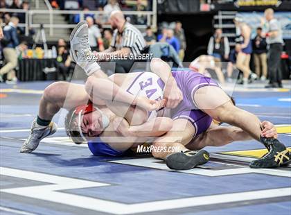 Thumbnail 3 in NYSPHSAA Division 2 State Championships (Semi-finals 138 to 285) photogallery.