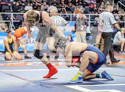 Thumbnail 1 in NYSPHSAA Division 2 State Championships (Semi-finals 138 to 285) photogallery.