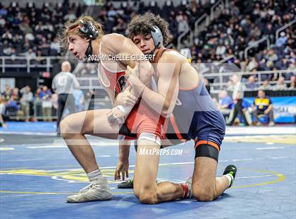 Thumbnail 2 in NYSPHSAA Division 2 State Championships (Semi-finals 138 to 285) photogallery.
