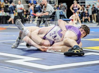 Thumbnail 1 in NYSPHSAA Division 2 State Championships (Semi-finals 138 to 285) photogallery.