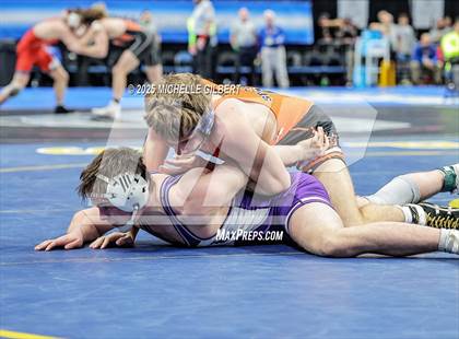 Thumbnail 3 in NYSPHSAA Division 2 State Championships (Semi-finals 138 to 285) photogallery.
