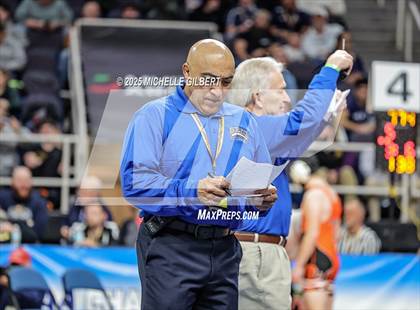 Thumbnail 2 in NYSPHSAA Division 2 State Championships (Semi-finals 138 to 285) photogallery.