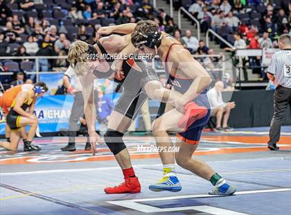 Thumbnail 3 in NYSPHSAA Division 2 State Championships (Semi-finals 138 to 285) photogallery.