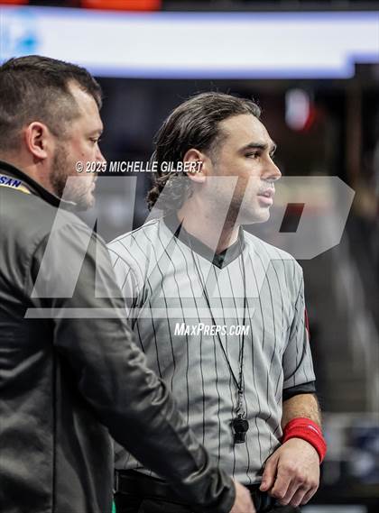 Thumbnail 1 in NYSPHSAA Division 2 State Championships (Semi-finals 138 to 285) photogallery.