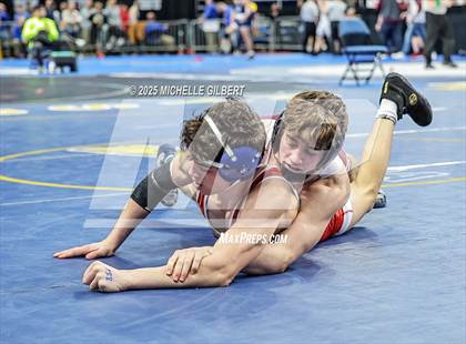 Thumbnail 1 in NYSPHSAA Division 2 State Championships (Semi-finals 138 to 285) photogallery.