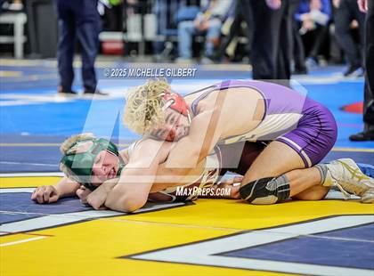 Thumbnail 1 in NYSPHSAA Division 2 State Championships (Semi-finals 138 to 285) photogallery.