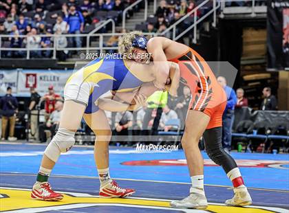 Thumbnail 1 in NYSPHSAA Division 2 State Championships (Semi-finals 138 to 285) photogallery.
