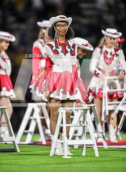 Thumbnail 1 in Pleasant Grove vs. Carthage (UIL 4A DII Region 2 Finals) photogallery.