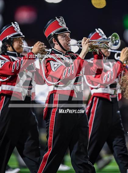 Thumbnail 3 in Pleasant Grove vs. Carthage (UIL 4A DII Region 2 Finals) photogallery.