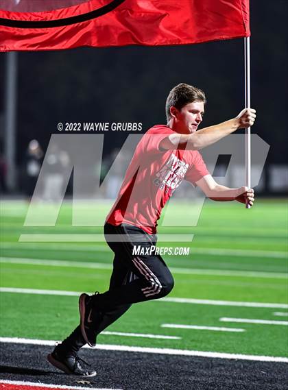 Thumbnail 2 in Pleasant Grove vs. Carthage (UIL 4A DII Region 2 Finals) photogallery.