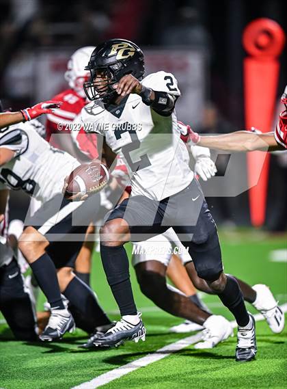 Thumbnail 2 in Pleasant Grove vs. Carthage (UIL 4A DII Region 2 Finals) photogallery.