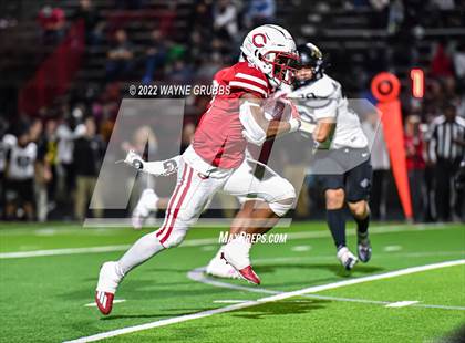 Thumbnail 1 in Pleasant Grove vs. Carthage (UIL 4A DII Region 2 Finals) photogallery.