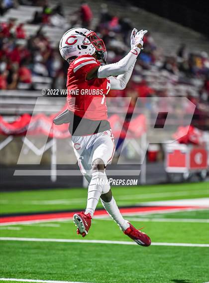 Thumbnail 3 in Pleasant Grove vs. Carthage (UIL 4A DII Region 2 Finals) photogallery.