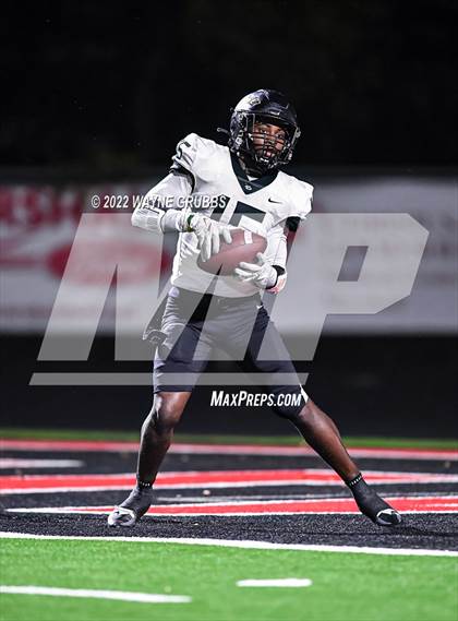 Thumbnail 1 in Pleasant Grove vs. Carthage (UIL 4A DII Region 2 Finals) photogallery.