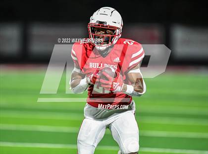 Thumbnail 3 in Pleasant Grove vs. Carthage (UIL 4A DII Region 2 Finals) photogallery.