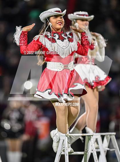 Thumbnail 1 in Pleasant Grove vs. Carthage (UIL 4A DII Region 2 Finals) photogallery.