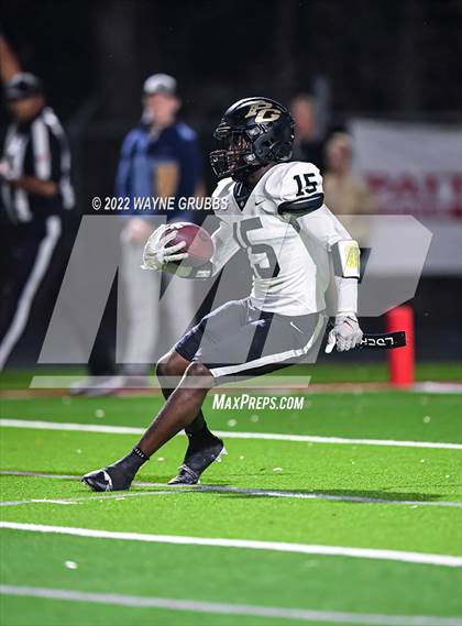 Thumbnail 3 in Pleasant Grove vs. Carthage (UIL 4A DII Region 2 Finals) photogallery.