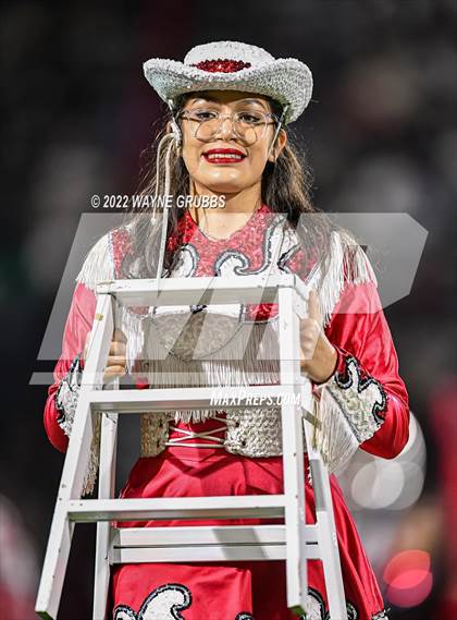 Thumbnail 3 in Pleasant Grove vs. Carthage (UIL 4A DII Region 2 Finals) photogallery.