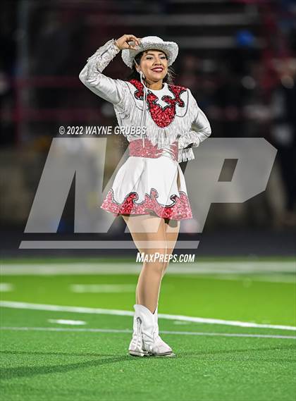 Thumbnail 1 in Pleasant Grove vs. Carthage (UIL 4A DII Region 2 Finals) photogallery.