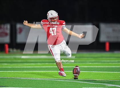 Thumbnail 2 in Pleasant Grove vs. Carthage (UIL 4A DII Region 2 Finals) photogallery.